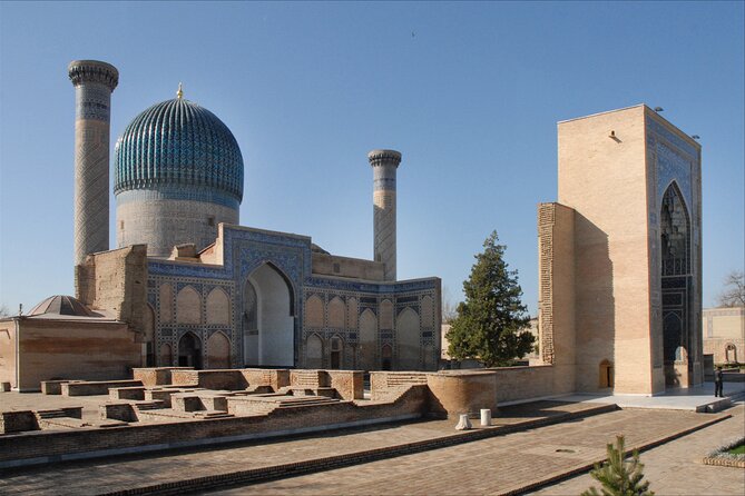 6- Day Private Tour to Tashkent, Khiva, Bukhara and Samarkand - Day 3: Crossing the Kyzylkum Desert by train