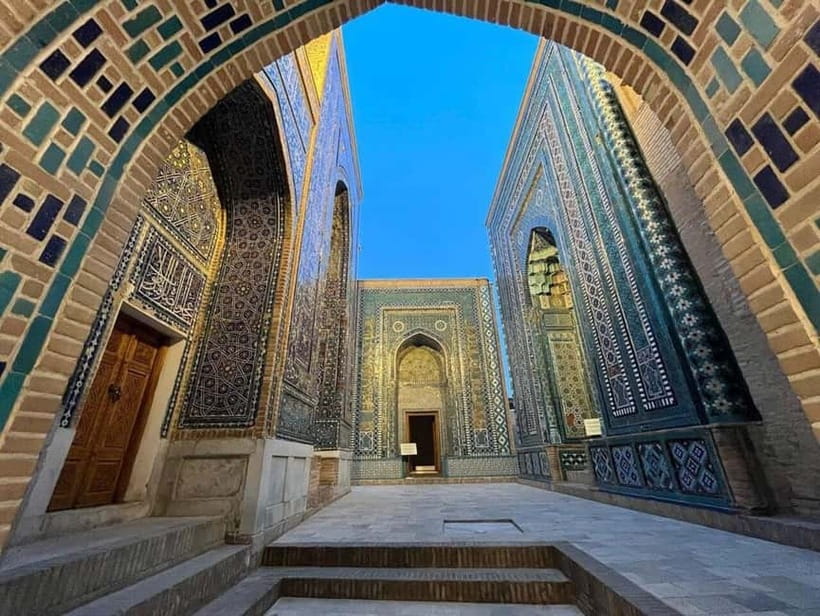 9 Days Private Guided Tour to Uzbekistan - Khiva to Bukhara: the regular train is the key warning