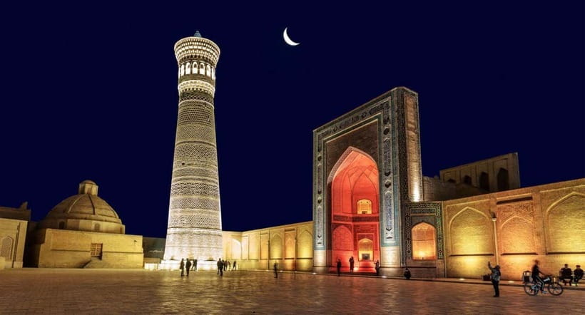 All You Need To Know About Bukhara. A Walk In The Town - From Toqi Sarrafon to the old trading domes
