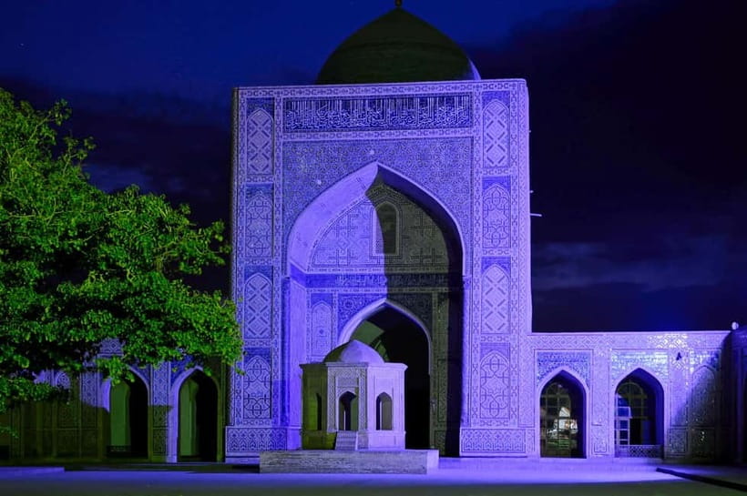 All You Need To Know About Bukhara. A Walk In The Town - Bolo Haouz Mosque and the northern monuments