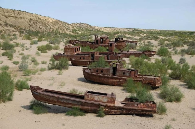 Aral Sea Tour from Nukus 1 night / 2 days - Ustyurt Plateau and the white canyons
