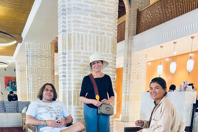 Bukhara in a Day History, Culture, and Local Insight Private Tour - Lyab-i-Hauz begins the story beside the water