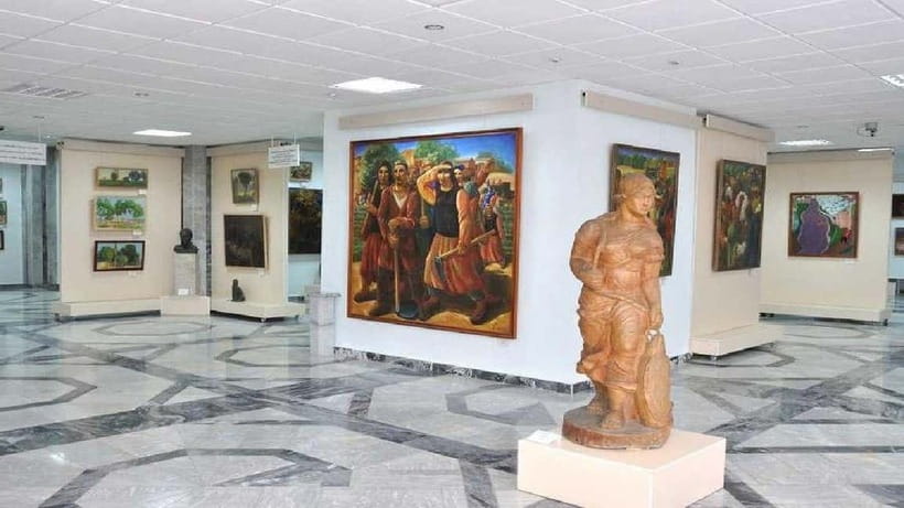 Daytrip From Khiva to Savitsky Museum & Mizdakhan & Chilpik - Inside the Savitsky Museum in Nukus