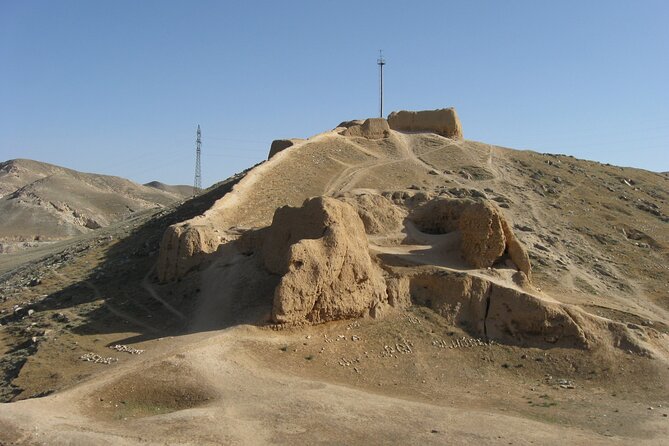 Desert Yurt Camp tour - 2 days (shared) - Day Two: Breakfast and the Four-Hour Drive to Samarkand