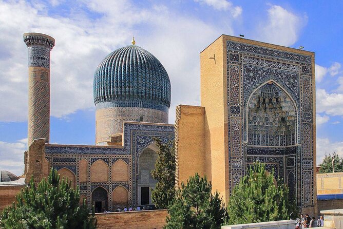 Explore Samarkand Guided Tour with Transfers - Registan Square, Samarkand’s great architectural stage