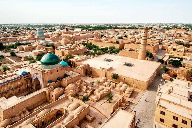 Khiva day tour - Mukhammad Aminkhan Madrasah and Kalta-Minor