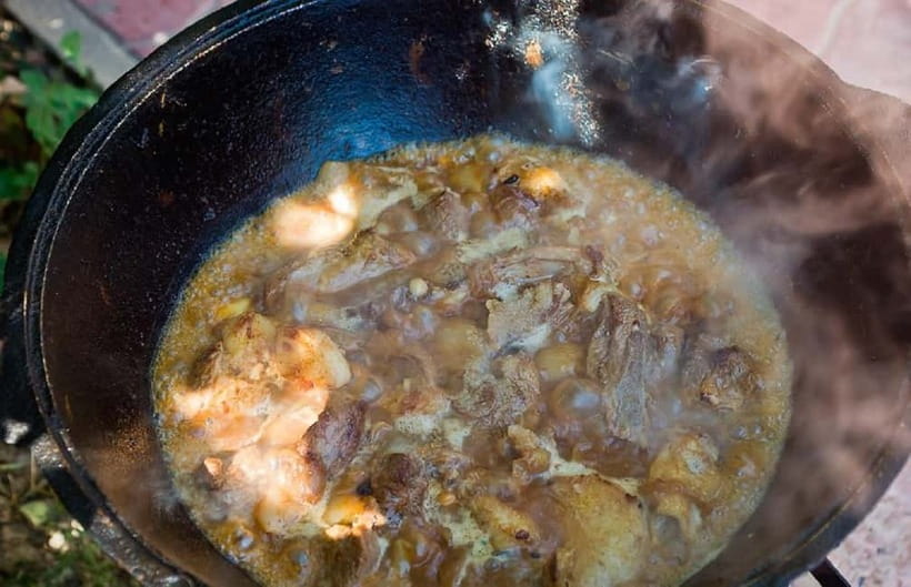 Plov and Samsa Cooking Class in Tashkent - A private home setting, with a family feel