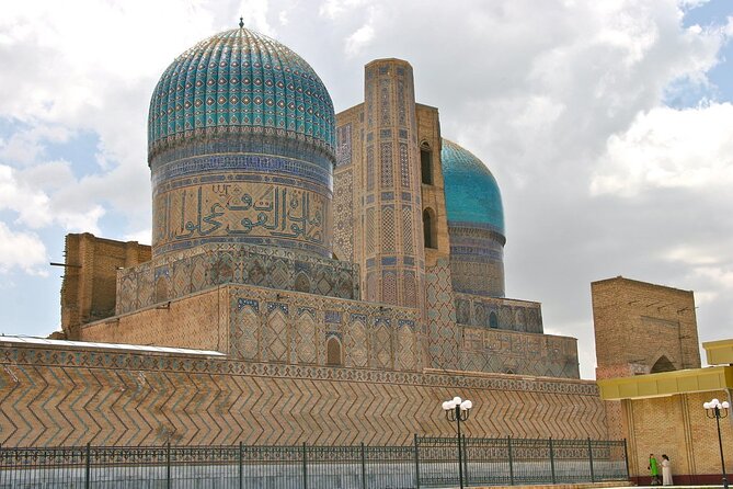 Samarkand All Inclusive Day Tour from Tashkent - Bibi Khanym connects monumental ambition with local life