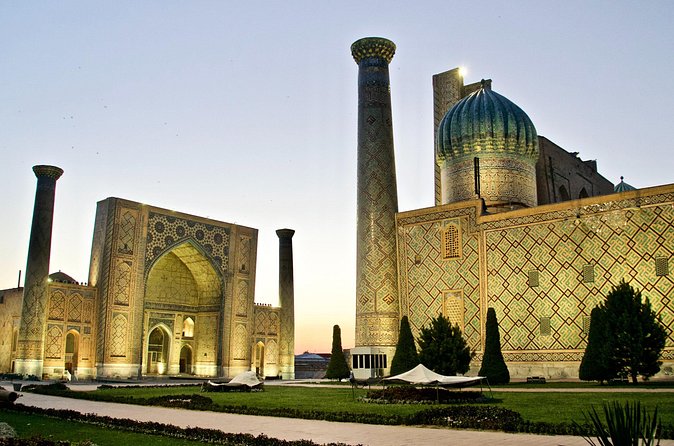 Samarkand City Tour with a Professional Photographer - Shah-i-Zinda: the most detailed stop on the route