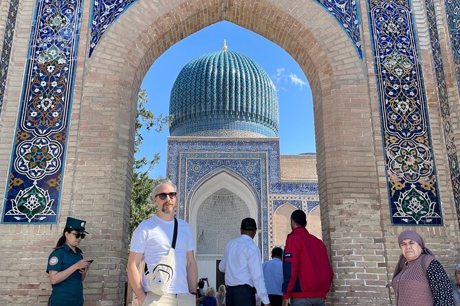 Samarkand City Tour with a Professional Photographer - Timing, car comfort, and group size