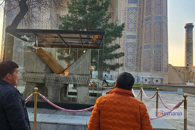 Samarkand Historical City Highlights Guided Walking Tour - Shah-i-Zinda, the final run of mausoleums
