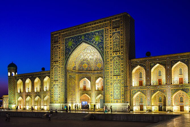 Samarkand: Historical Monuments Group Walking Tour - Why this four-hour route works in Samarkand