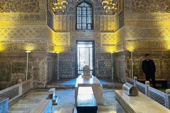 Samarkand: Historical Monuments Group Walking Tour - The guides shape the value of the day