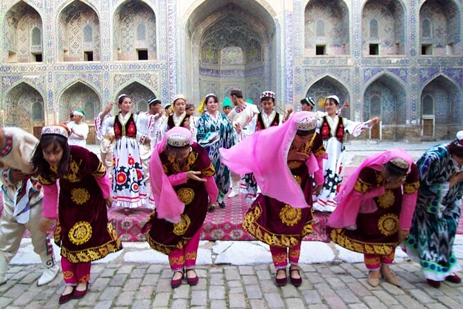 Samarkand One Day Private Tour from Tashkent with Bullet Train - The private guide makes the difference