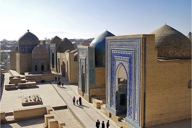 Samarkand Walking Tour History Culture and Hidden Gems - Siyob Bazaar: bread, sweets, and ordinary Samarkand