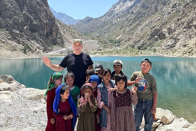 Seven Lakes Tajikistan: All-Inclusive Private Day Tour - Crossing from Uzbekistan into Tajikistan