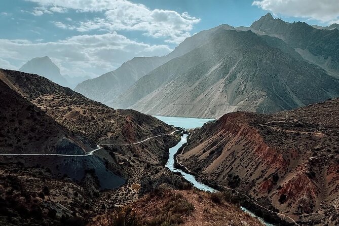 Tadjikistan 7 Lakes Day Trip from Samarkand with Lunch - Guides can make or break this long day