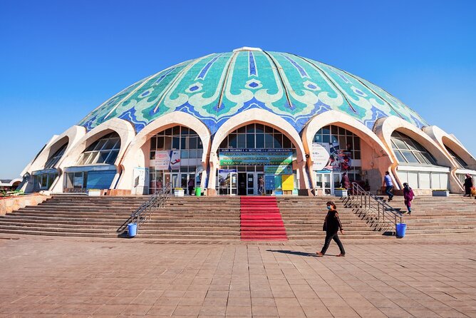 Tashkent City Tour with Hotel Pickup and Drop off - Amir Temur Square and Independence Square