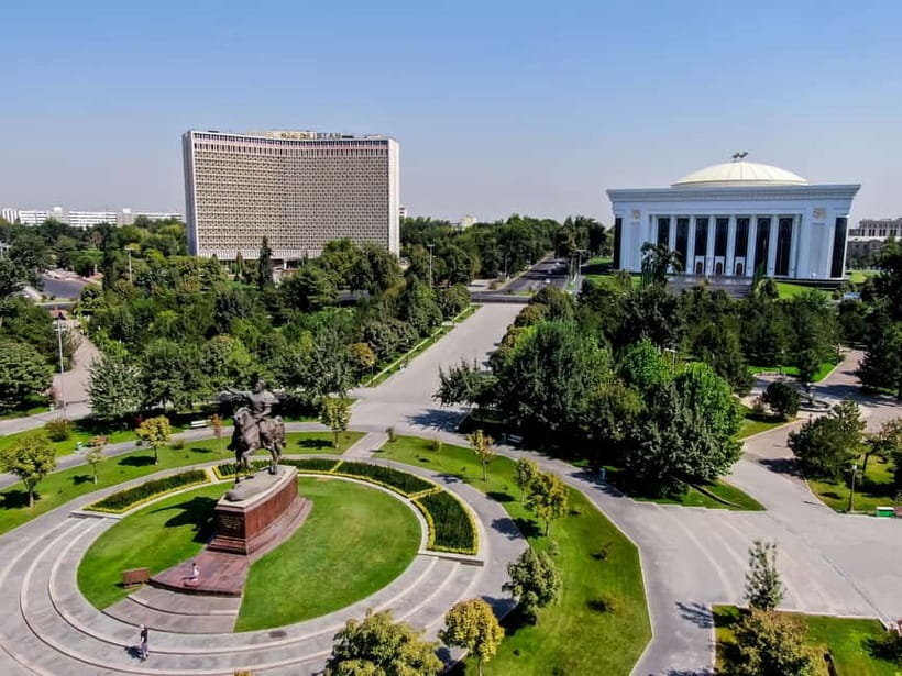 Tashkent: Hidden Gems Walking Tour with Local Snacks - Khast-Imam Square supplies the tour’s main historic focus
