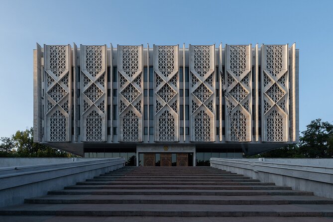 Tashkent Soviet Architecture (Modernism) and Subway station tour. - Key things to know before booking